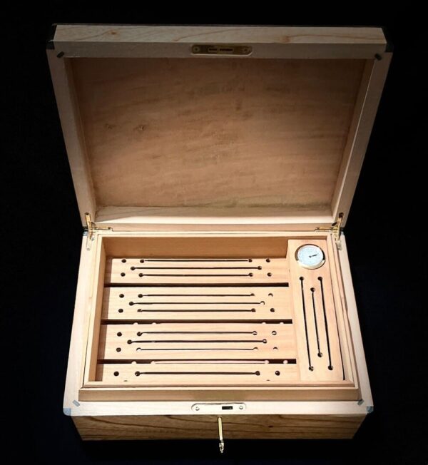 Handmade Cedar Humidor 50ct - Image 2